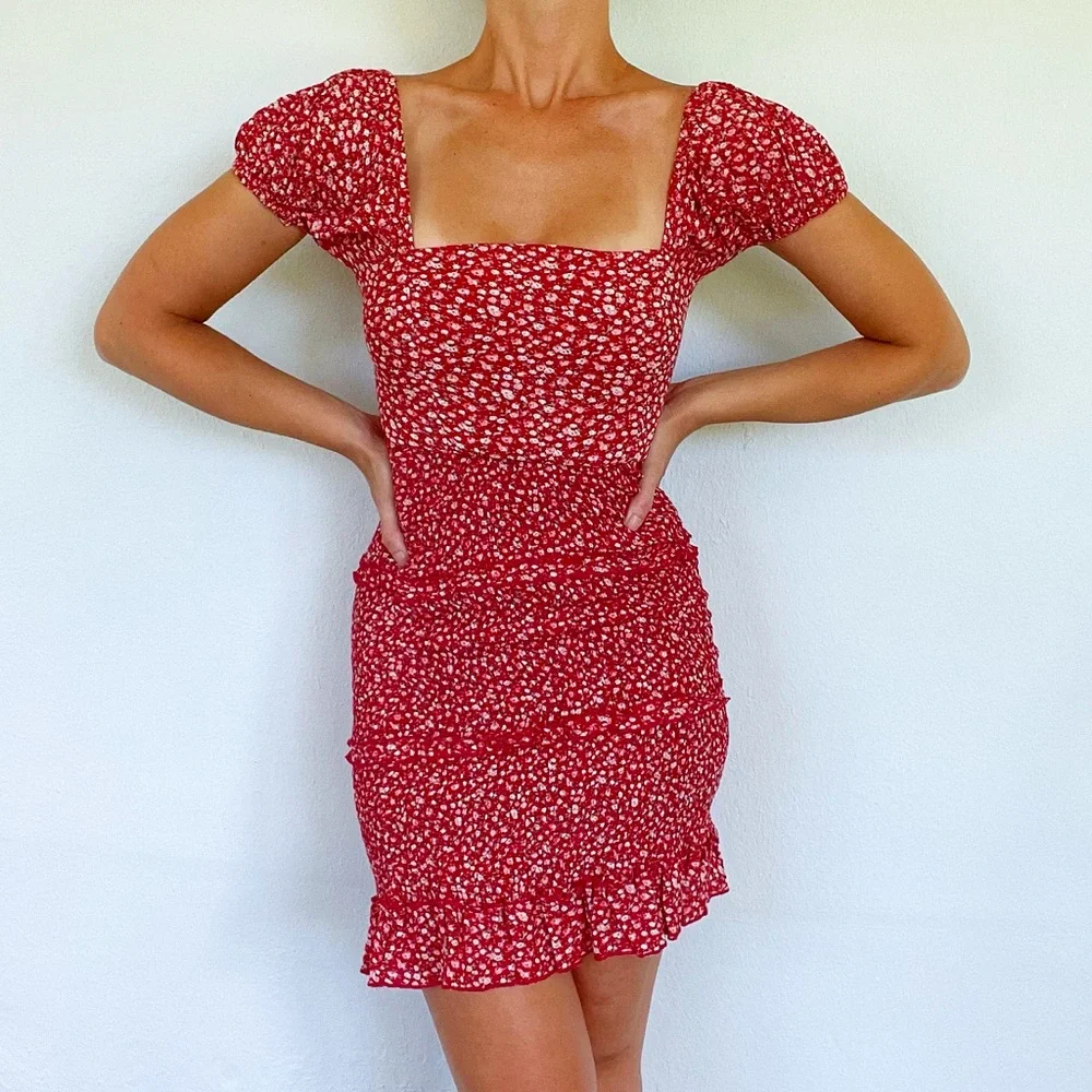 Sim & Sam red floral smocked bodycon lace up dress size XS - Picture 1 of 6